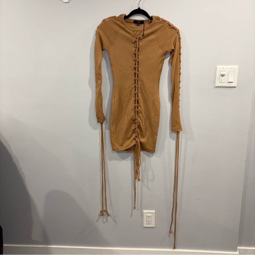 Missguided Camel Lace-Up Long Sleeve Dress